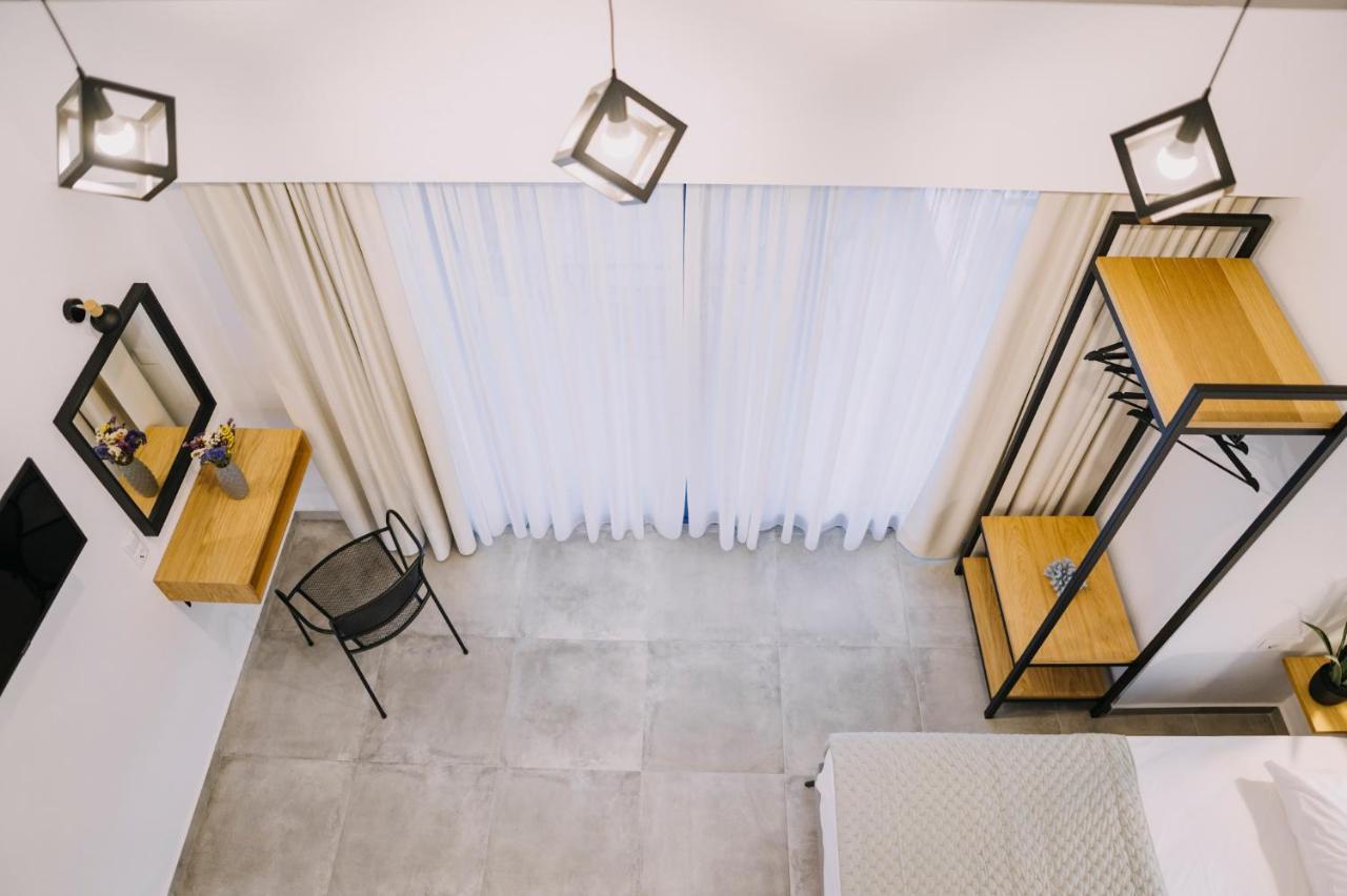 Blue Stone Luxury Suites Лименария Екстериор снимка