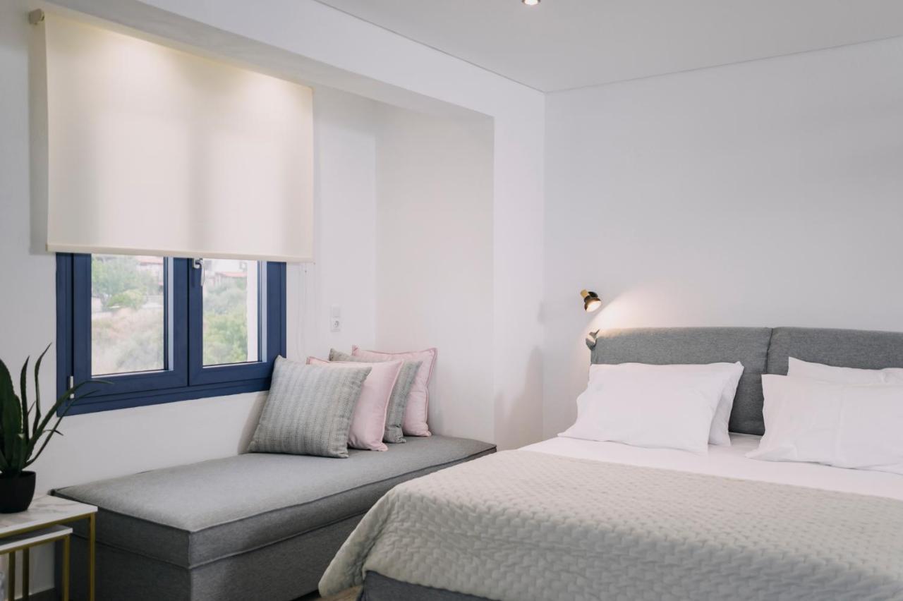 Blue Stone Luxury Suites Лименария Екстериор снимка