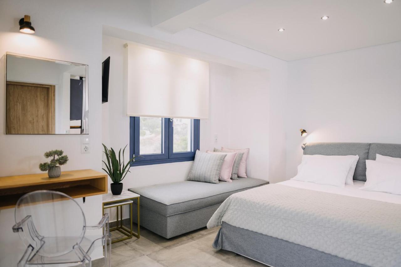 Blue Stone Luxury Suites Лименария Екстериор снимка