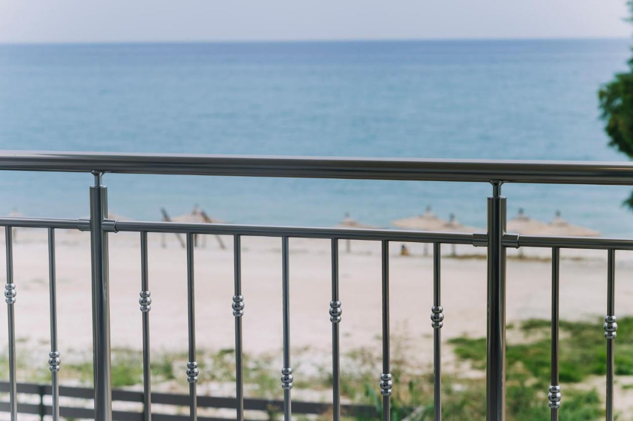 Blue Stone Luxury Suites Лименария Екстериор снимка